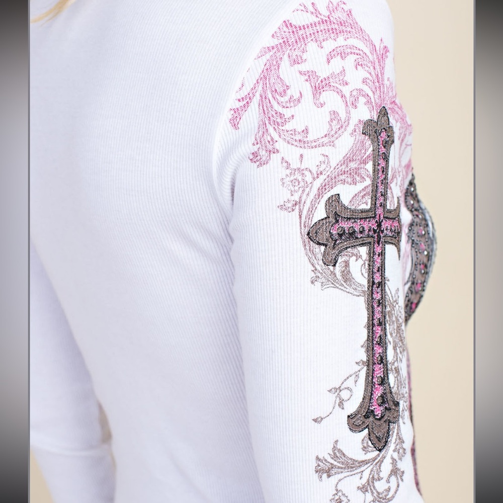 Rhinestone Wing Cross - Picture 2 of 2